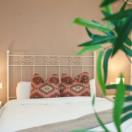 Spacious 2 Bedroom Apt In The Heart Of Triana 세비야 외부 사진