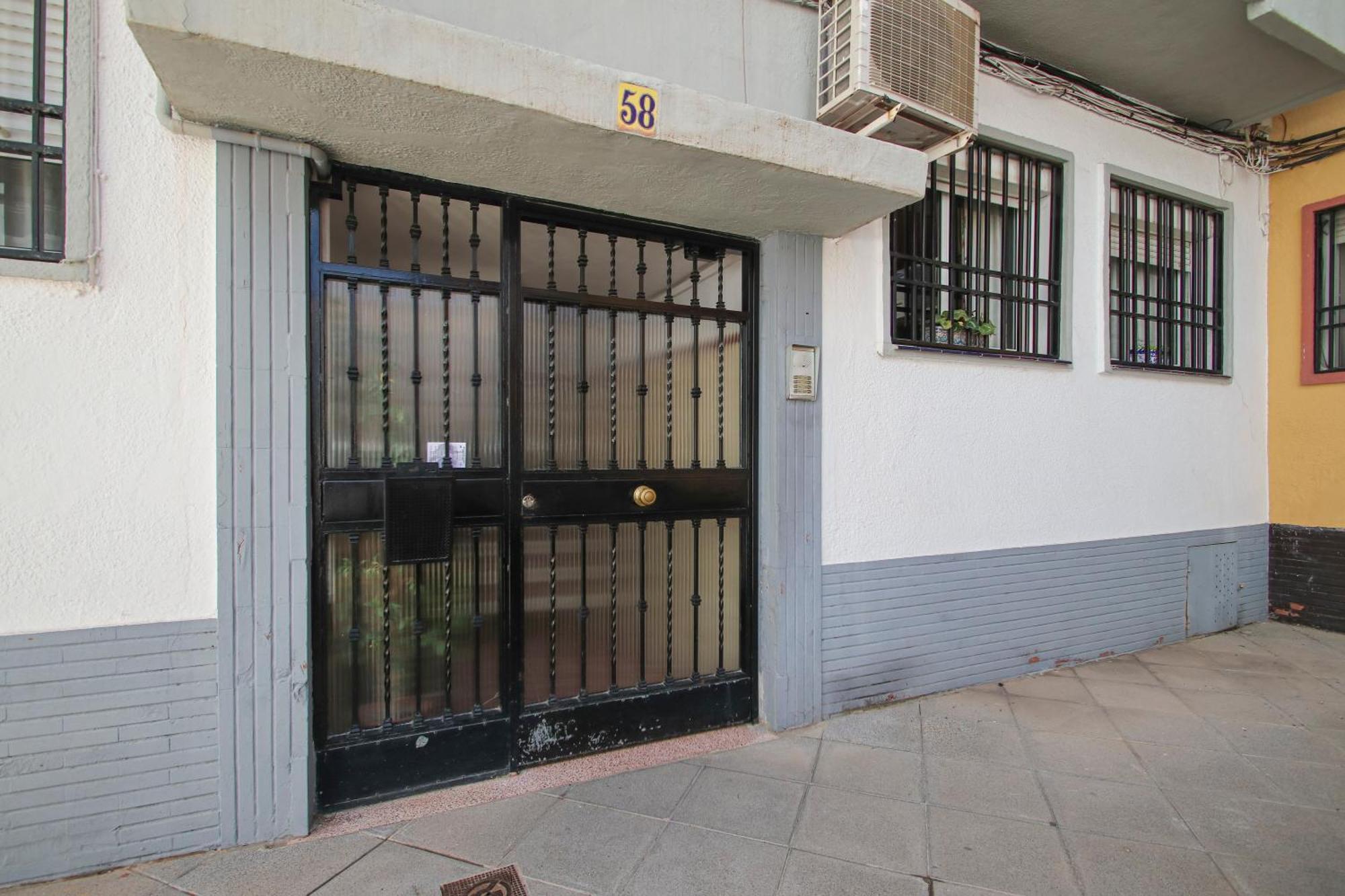 Spacious 2 Bedroom Apt In The Heart Of Triana 세비야 외부 사진